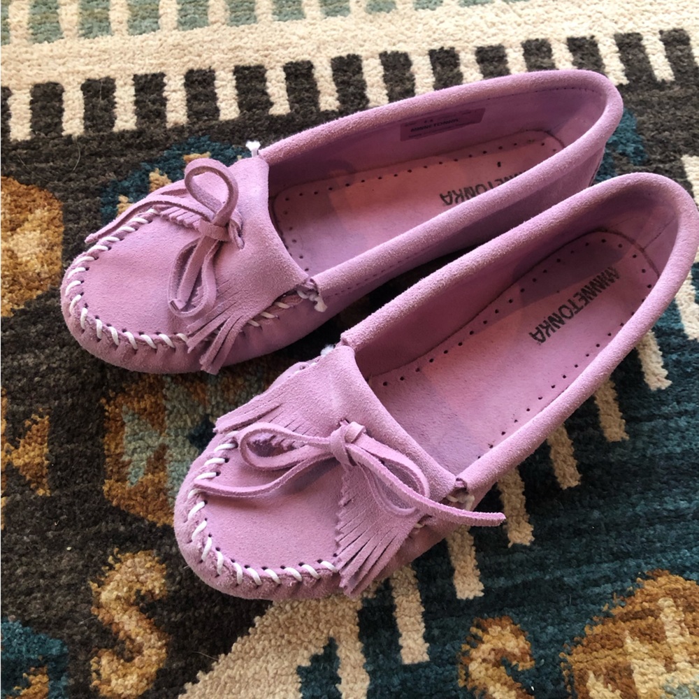 Minnetonka purple moccasins 8.5